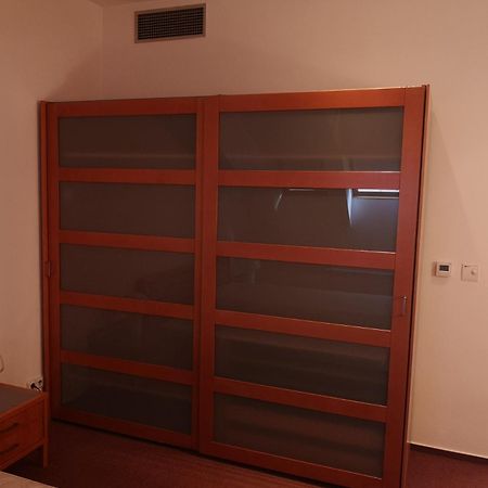 Ama Ubytovani Apartman Ostrava Kültér fotó